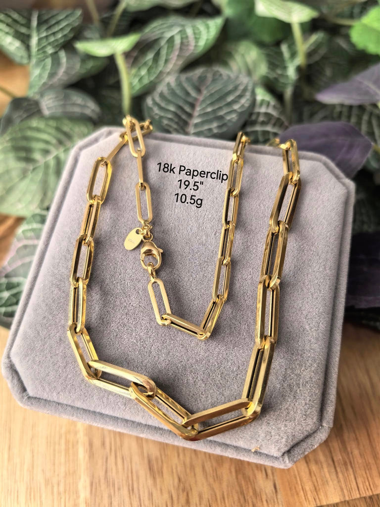 JEWELRY: 18k Gold Paperclip Necklace 19.5
