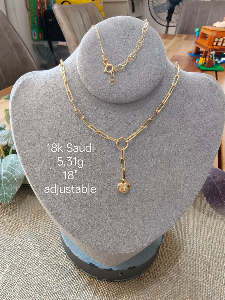 JEWELRY: 18k Saudi Paperclip with Dangling Heart Necklace