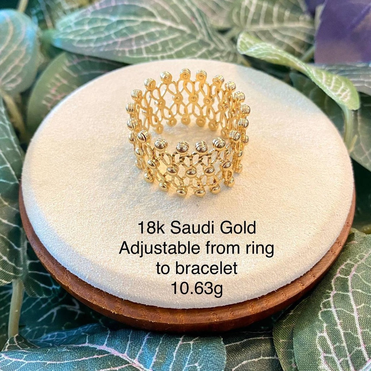 JEWELRY: 18k Saudi Gold Stretchable Ring to Bracelet 10.63g